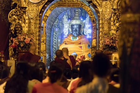 Funeral service, Shwedagon Pagoda, Yangon