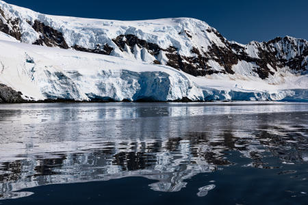 Coastline, Nansen Island