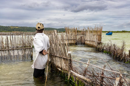Tsonga fisherman, Makhawulani Lake